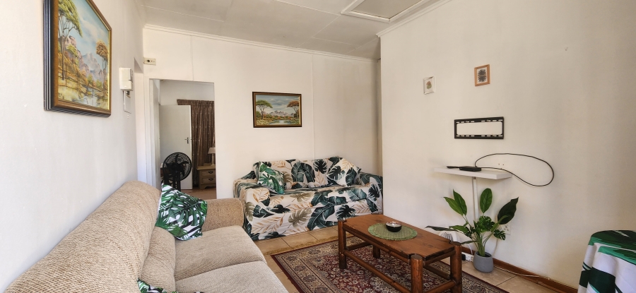5 Bedroom Property for Sale in Kannoniers Park North West